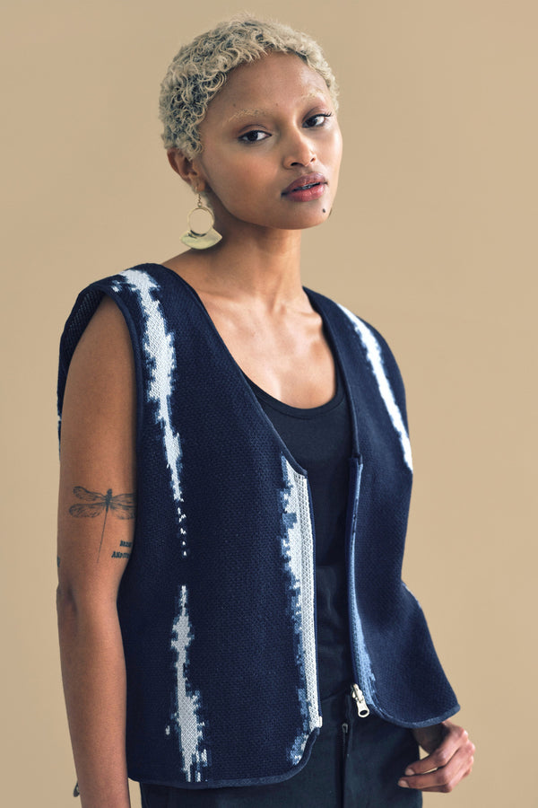 Mnili Vest